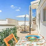 3 Bedroom Lovely In Appartement