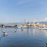 3 Bedroom Lovely In Appartement Viareggio